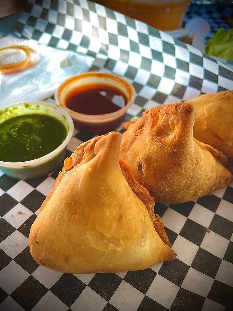 Relish%20the%20taste%20of%20Indian American%20food